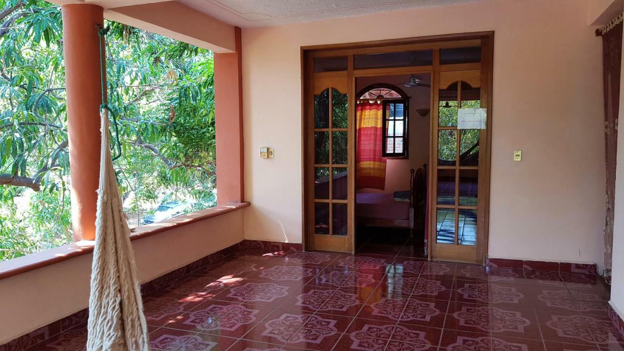 Villa Mango Hostelプエルト・エスコンディード エクステリア 写真