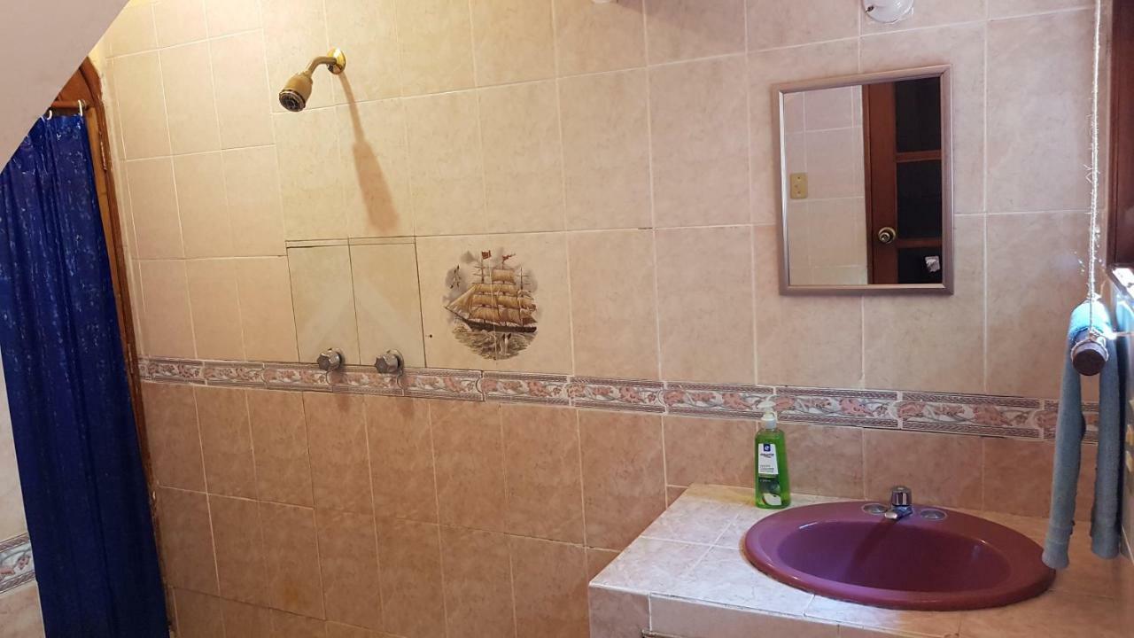 Villa Mango Hostelプエルト・エスコンディード エクステリア 写真
