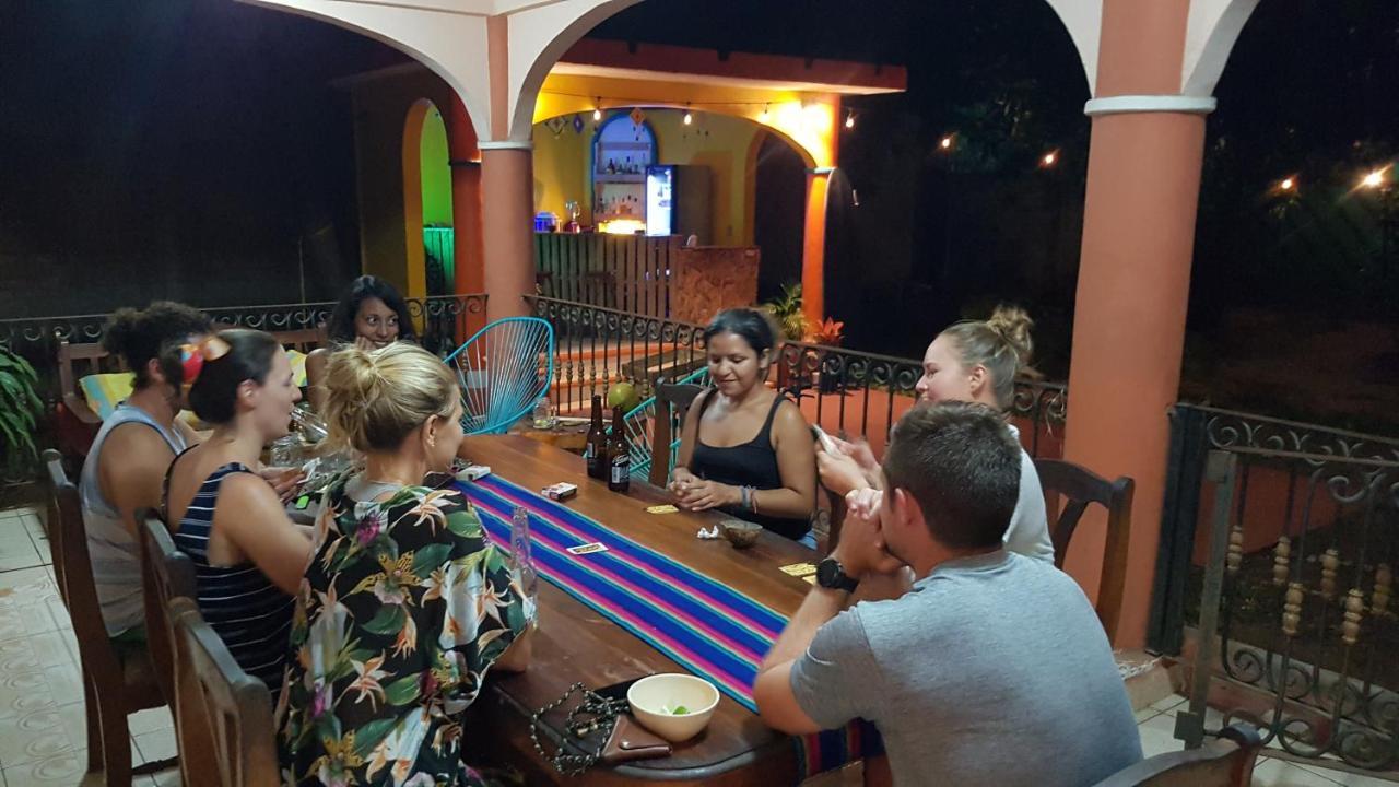 Villa Mango Hostelプエルト・エスコンディード エクステリア 写真